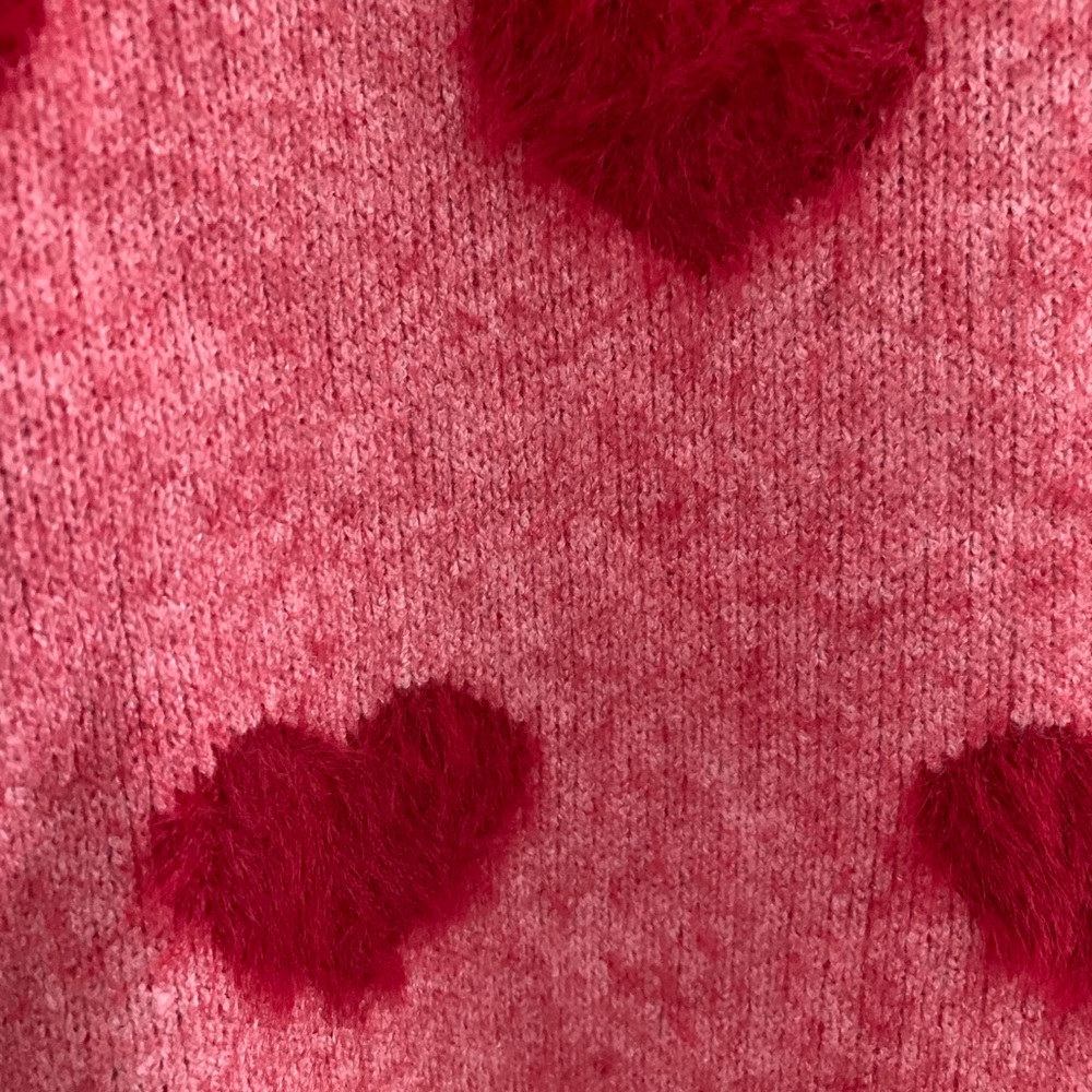 Slim Fit Soft Heart Sweater - Picture 3 of 8